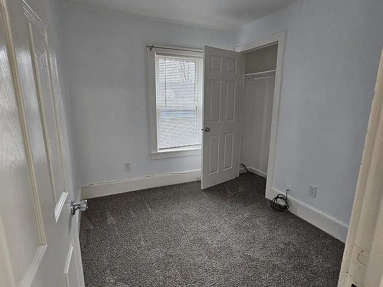12 Maple St #B — Photo 12