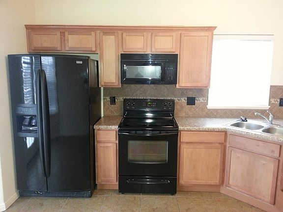 2nd image of 114 E Bella Monte Dr Unit 6