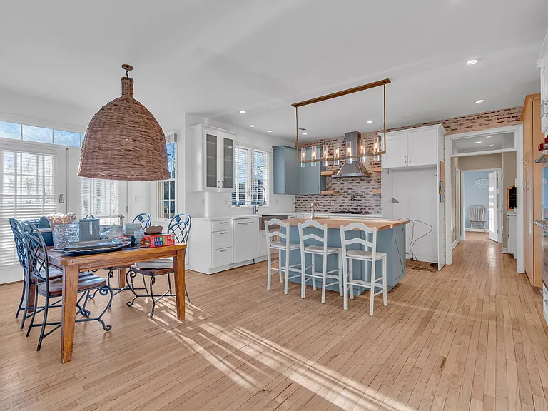 21A Old Queens Ct — Photo 11