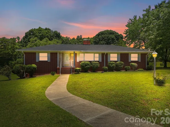 811 E 22nd St, Kannapolis, NC 28083