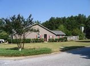 135 Lauren Ln, Athens, GA 30605