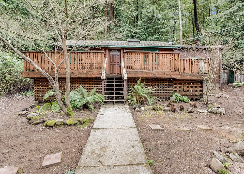 1st image of 251 Acorn Dr