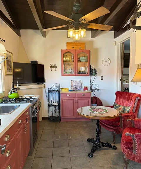 Entry open into Kitchen/Dining