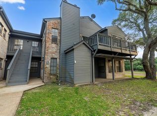210 Oak Bay St #408, Rockport, TX 78382