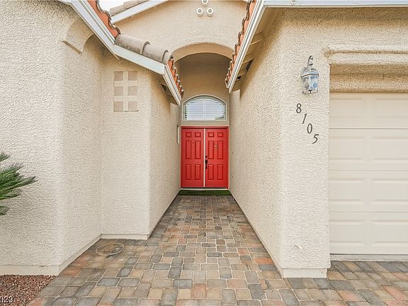 2nd image of 8105 Glistening Glen Ave