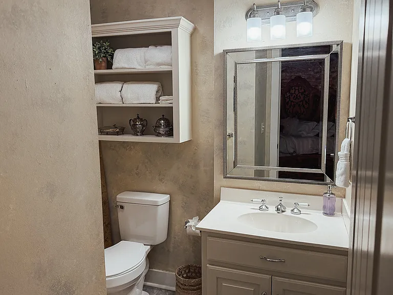 103 Court Sq #6 — Photo 18