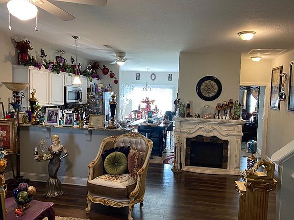 2nd image of 2216 Chavis Dr #A