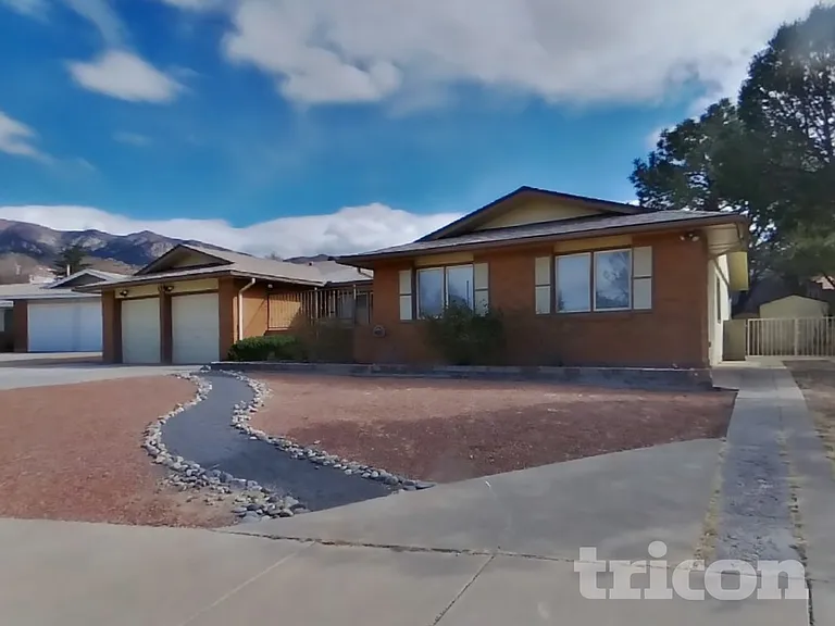 1416 Nemesia Pl NE — Photo 15