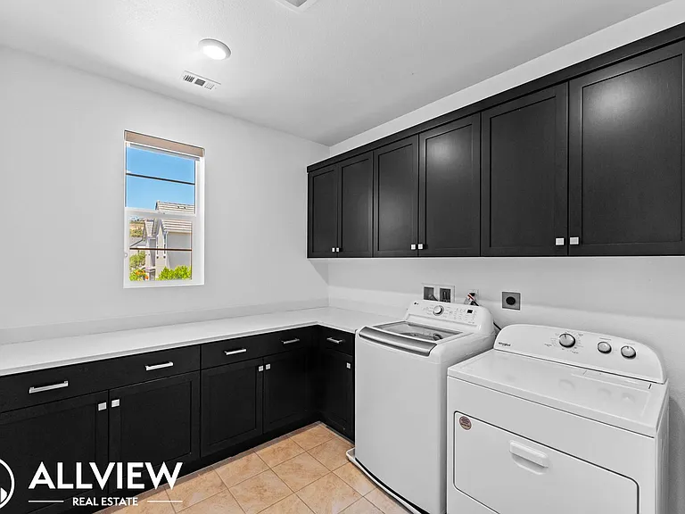 32465 Combine Dr — Photo 33