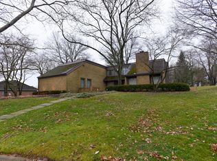 6050 Cranberry Ct, Columbus, OH 43213