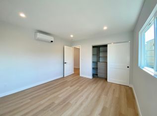 3207 W 3rd St, Los Angeles, CA 90020