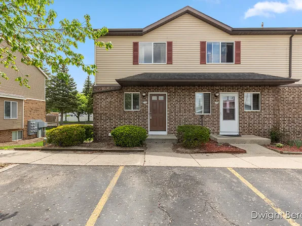 254 Carriage Ln SW #48, Grand Rapids, MI 49548
