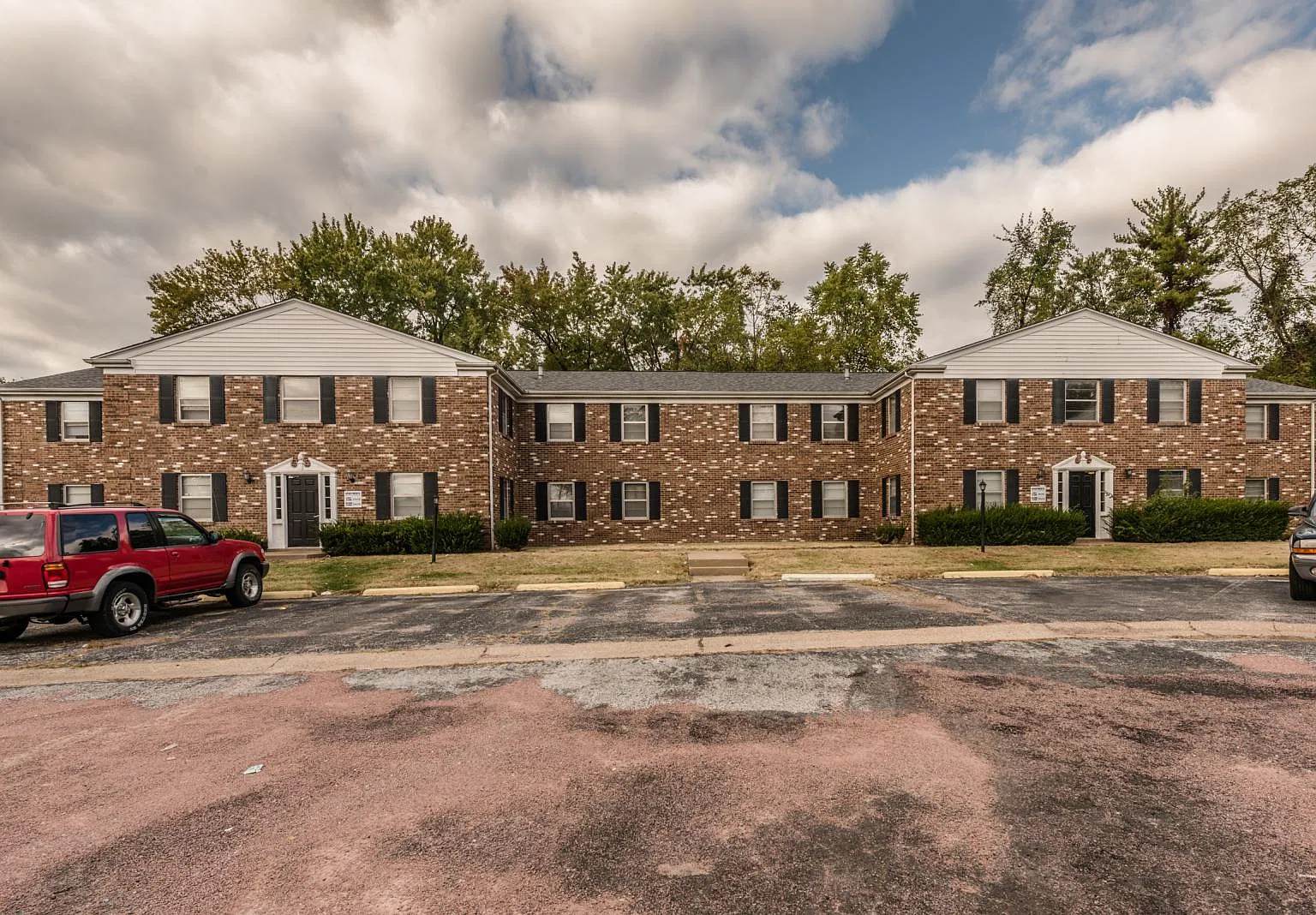 2 bed, $850 — Photo 1