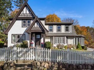 54 Pilgrim Rd, Marblehead, MA 01945