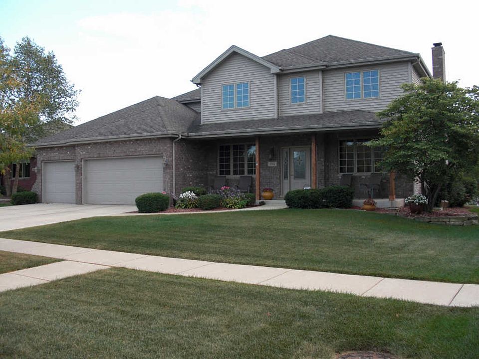1st image of 2512 Bluestone Bay Dr