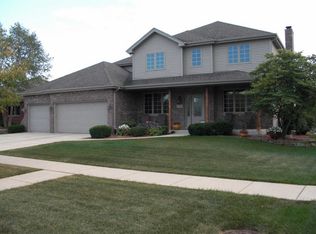 2512 Bluestone Bay Dr, New Lenox, IL 60451