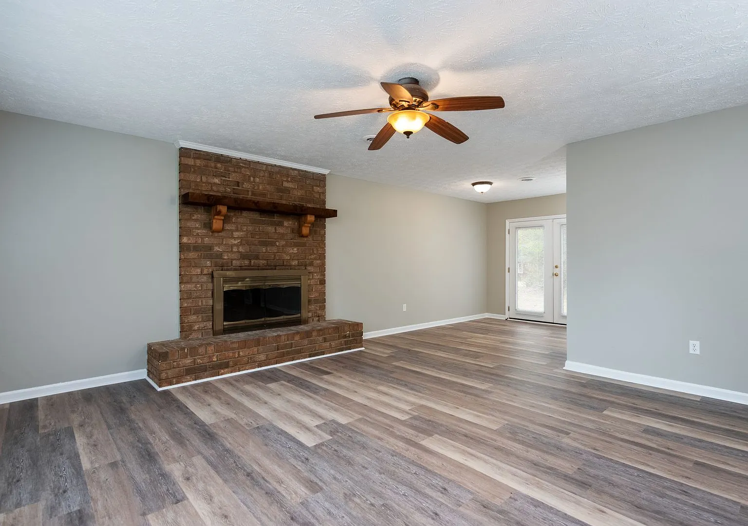 196 Park Ridge Place — Photo 2