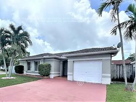 17532 SW 137th Ct Miami, FL 33177 — Photo 2