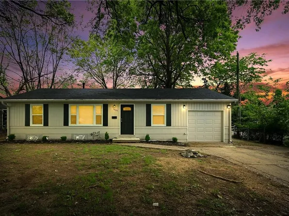 5905 E 99th Ter, Kansas City, MO 64134