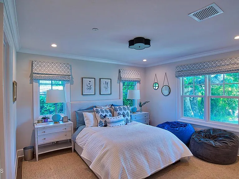 91 E Bonita Ave — Photo 18