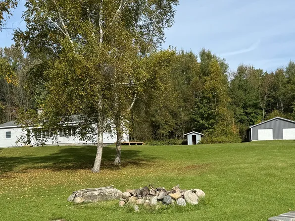 2537 S Niskanen Ln, Sault Sainte Marie, MI 49783