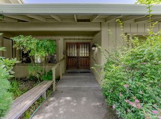 9133 Winding Oak Dr, Fair Oaks, CA 95628