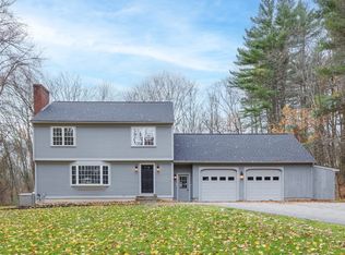 216 Hackett Hill Road, Hooksett, NH 03106