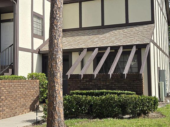 5th image of 816 Greenwood Manor Cir #10