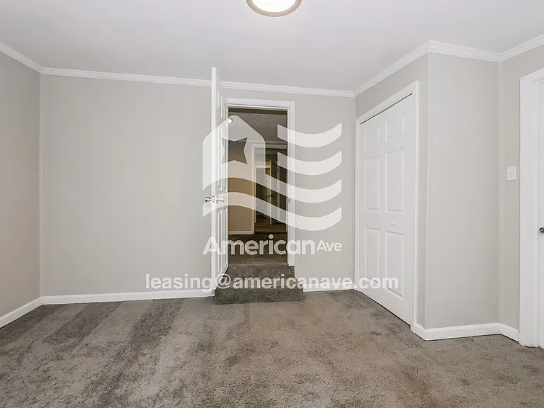 865591_013_wm_-_bedroom_12936506.jpg
