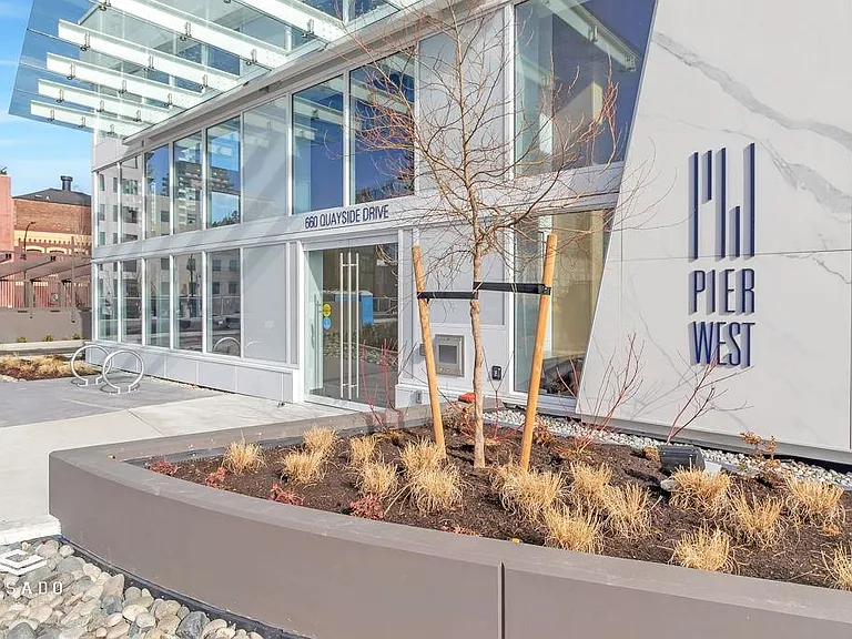 660 Quayside Dr #2905 — Photo 3