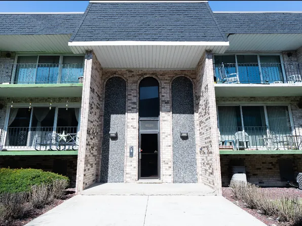9140 S Pulaski Rd APT 1W, Oak Lawn, IL 60453