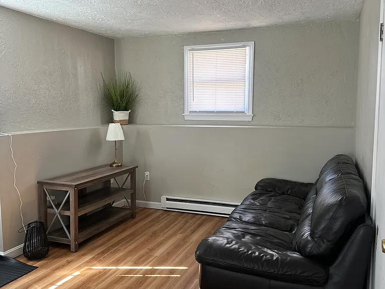 200 Lincoln Ave #2 — Photo 3