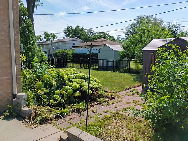 904 S Edward St — Photo 25