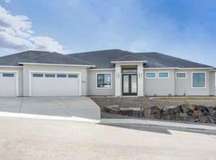 2556 Falconcrest Loop, Richland, WA 99352