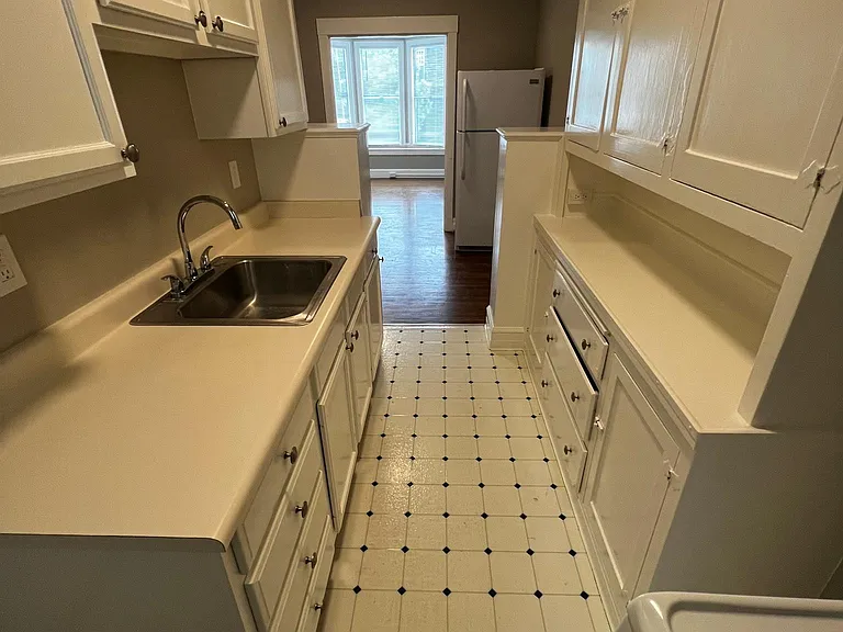 2380 Washington St #1 — Photo 18