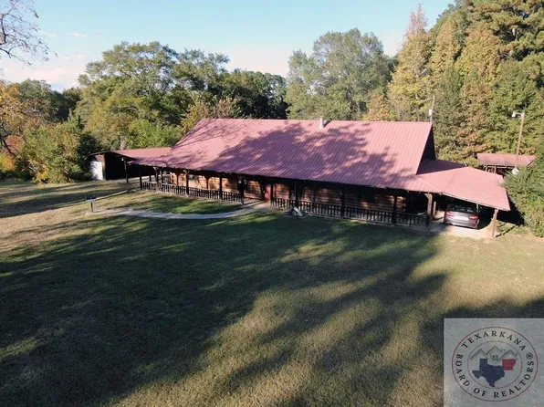 836 County Road 1111, Maud, TX 75567