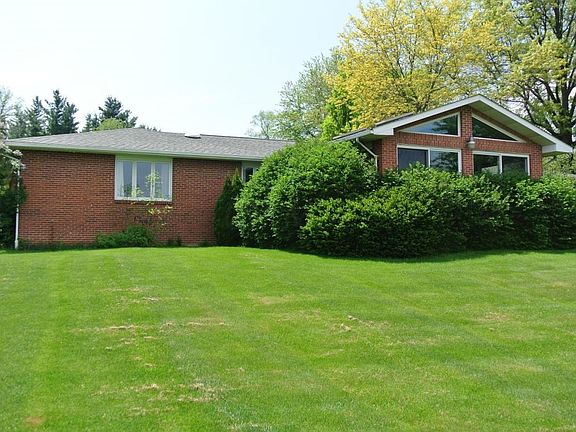 3rd image of 5626 Dutch Ln