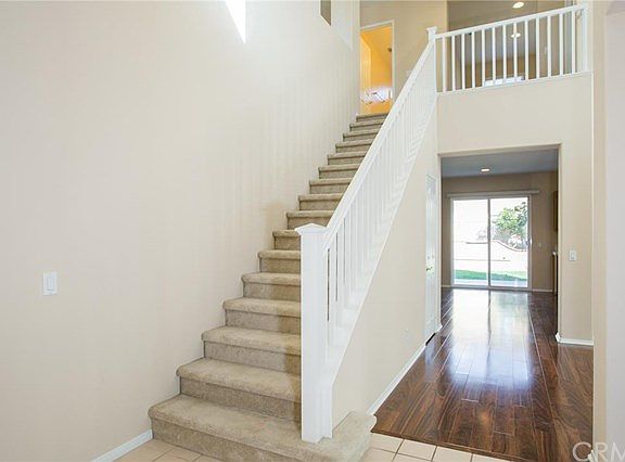 15232117_4