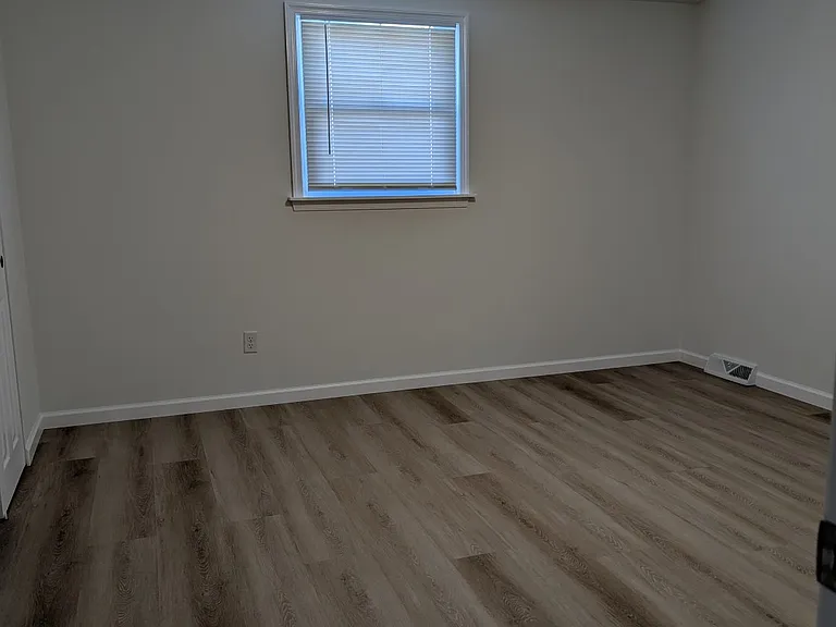 723 Gorman St — Photo 12