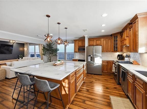 5th image of 4613 Chalfant Dr