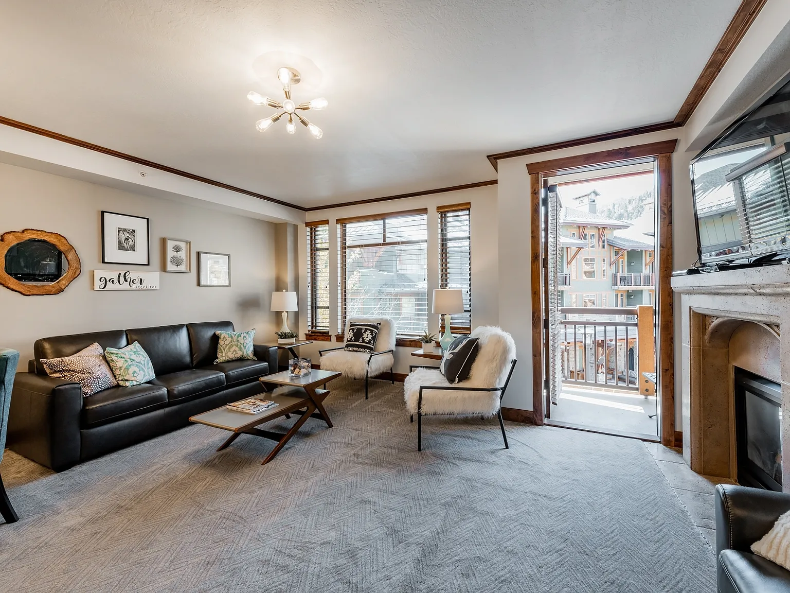 1 bed, 920 sqft, $4,200 — Photo 1