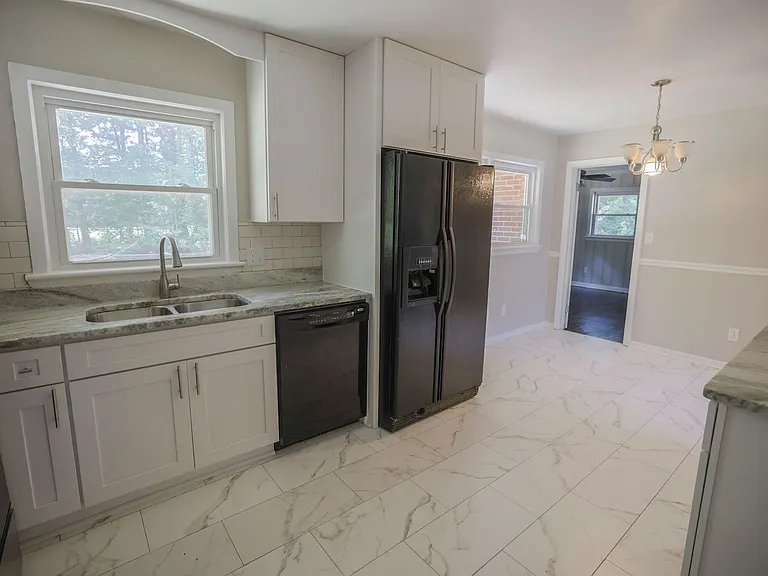 23 Green Ct — Photo 5
