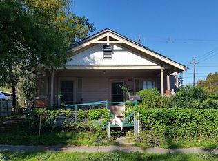 1301 Pine St, Baytown, TX 77520