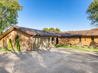 1146 Anne Ct, Dundee, IL 60118