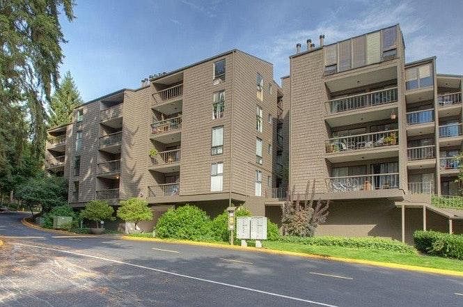 1st image of 13680 NE 69th St APT 636