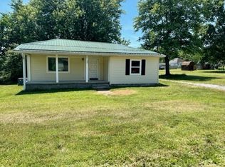 121 Victory St, Mortons Gap, KY 42440