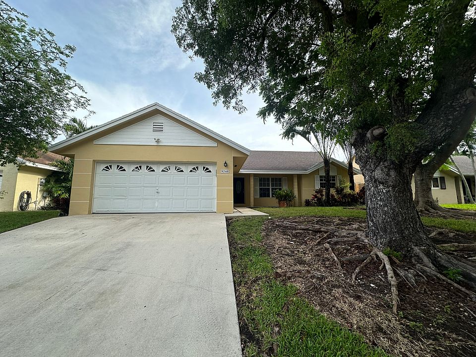 1st image of 9740 SW 216th Ter