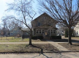 10 2nd Ave SW, Hampton, IA 50441