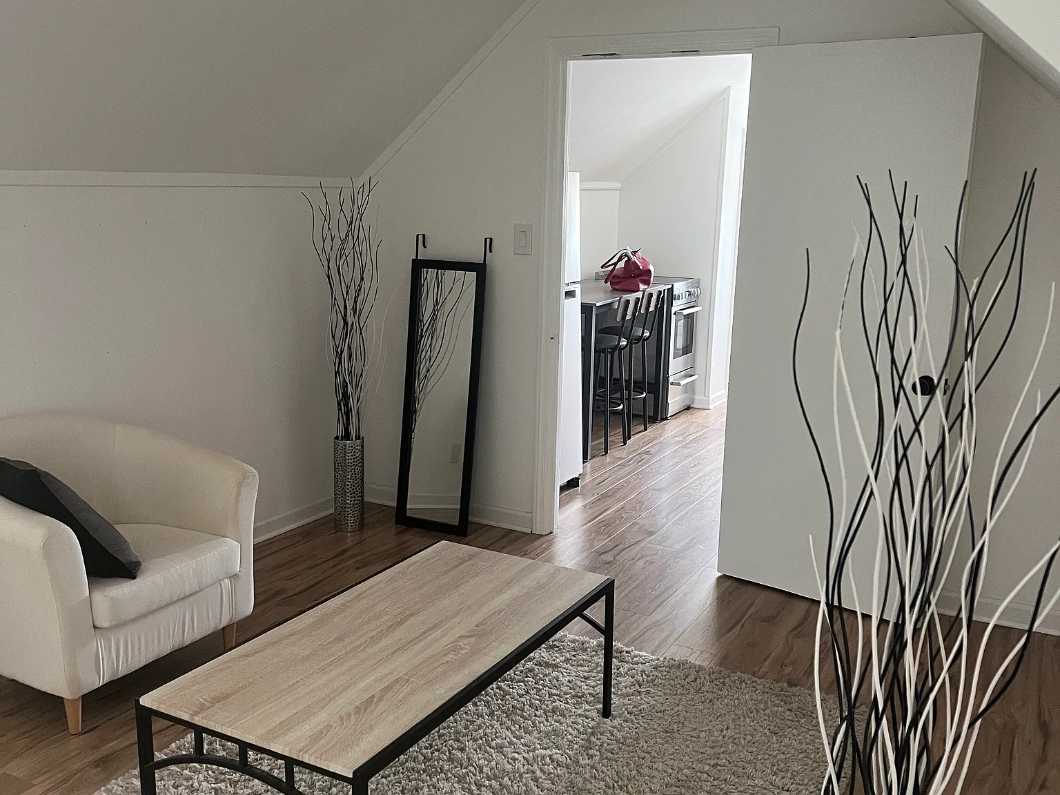 3422 N Rutherford Ave — Photo 4