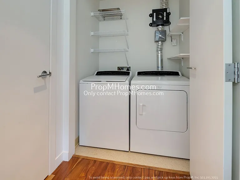 1260 NW Naito Pkwy #210 — Photo 16